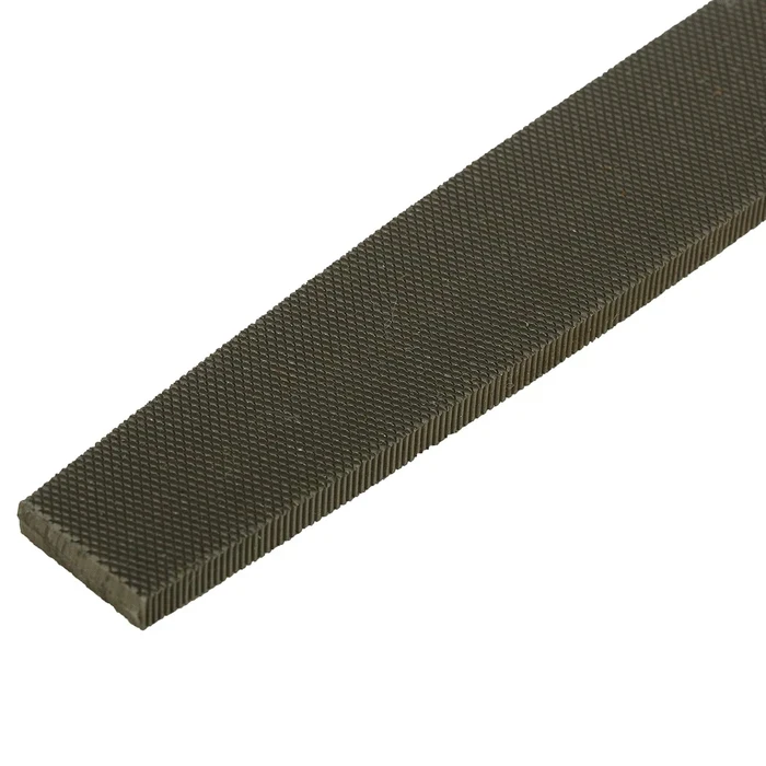 BLACK+DECKER 200mm (8") High-Carbon Steel Flat Bastard File | Ergonomic Bi-Material Grip Surface Deburring Tool | BDHT22144