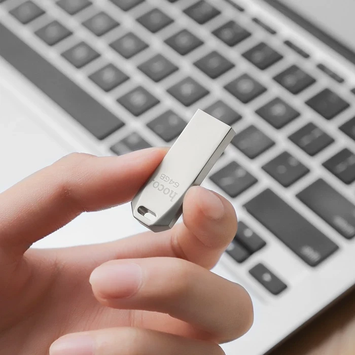 HOCO High-Speed Flash Drive | USB 2.0 Transfer Logic | Zinc Alloy Structural Matrix | 16GB 32GB 64GB 128GB | UD4