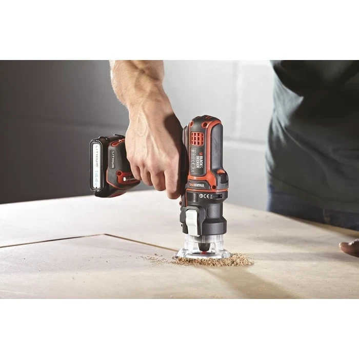 BLACK+DECKER Multievo 18V Fixed-Base Wood Router Attachment Head with Dust Extraction Port & Spindle Lock | MTRT8-XJ