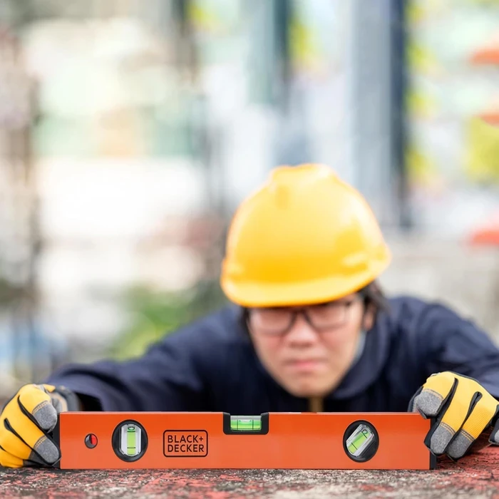 BLACK+DECKER Heavy-Duty Aluminium Box Beam Spirit Level Set (400mm, 600mm, 1000mm) | High-Visibility Magnified Block & Plumb Vials | BDHT43188 / BDHT43189 / BDHT43190