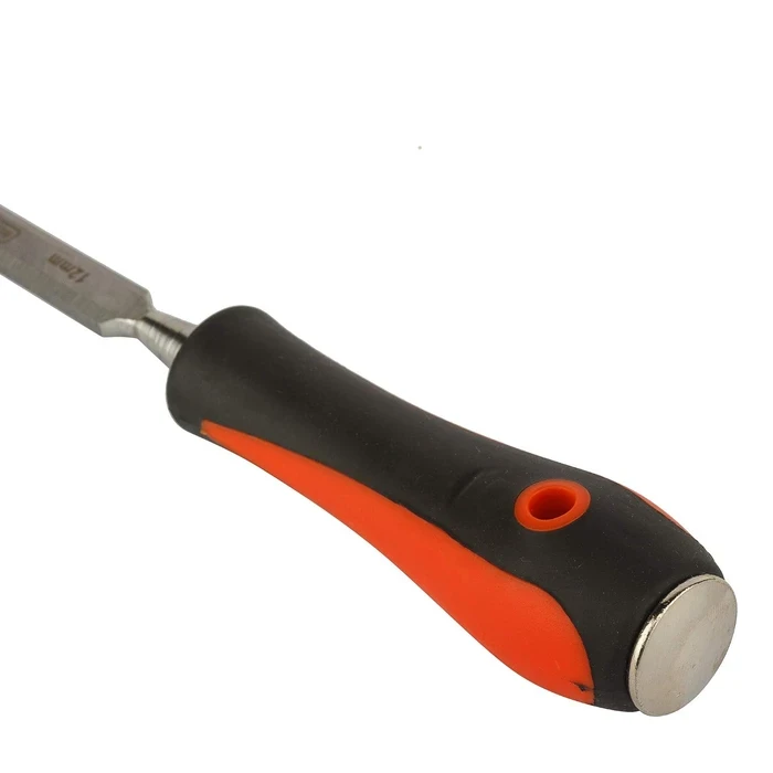 BLACK+DECKER 3-Piece High-Carbon Steel Bevel-Edge Wood Chisel Set (12mm, 18mm, 25mm) | Wooden Handle Joinery & Mortising Carpentry Kit | BDHT16695 / BDHT16696 / BDHT16697