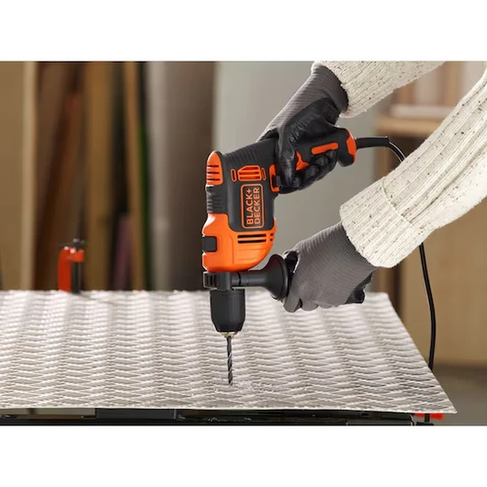 BLACK+DECKER 710W 13mm Corded Variable Speed Hammer Drill | 47,600 BPM Percussion with Keyless Spindle Lock Chuck, Side Handle & Kit Box | BEH710K-GB