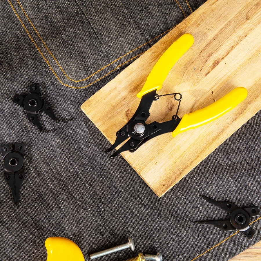 Deli 6" Professional Forged 65Mn High-Carbon Steel Circlip Pliers | Heavy-Duty Precision Snap Ring Removal Tool with Dual-Color Anti-Slip Handles | EDL104506 (Yellow/Black)